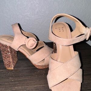 Formal heels. Rose gold.